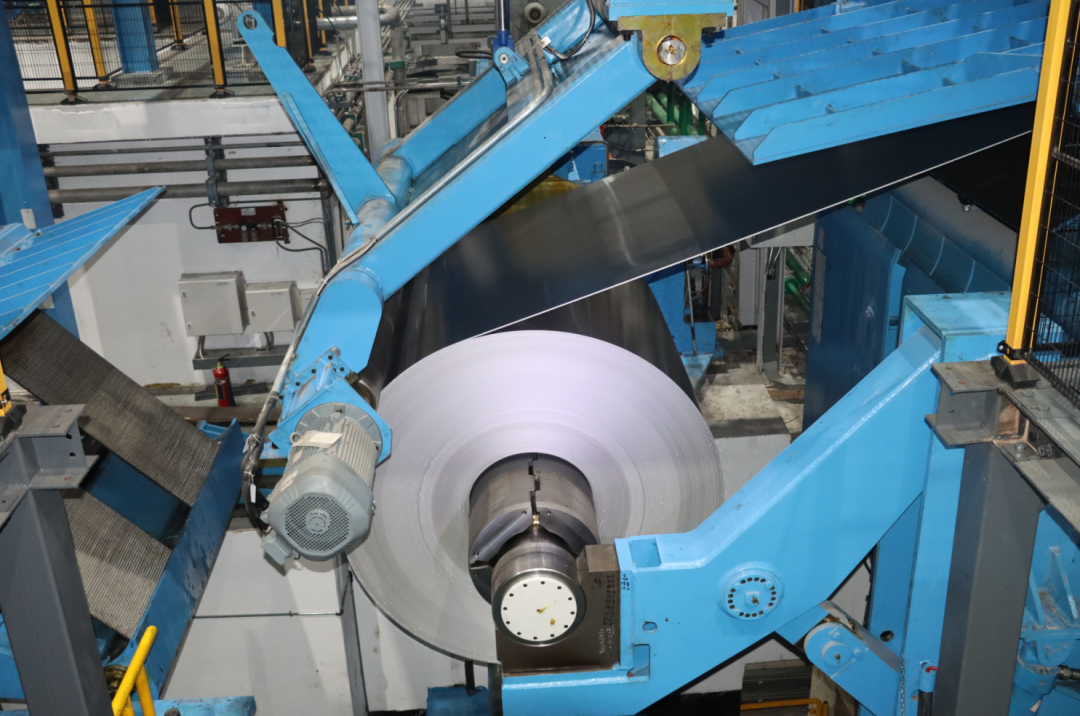 明泰鋁業(yè)3004鋁卷